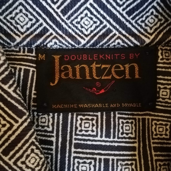 Vintage Jantzen polo with a design - Picture 5 of 5
